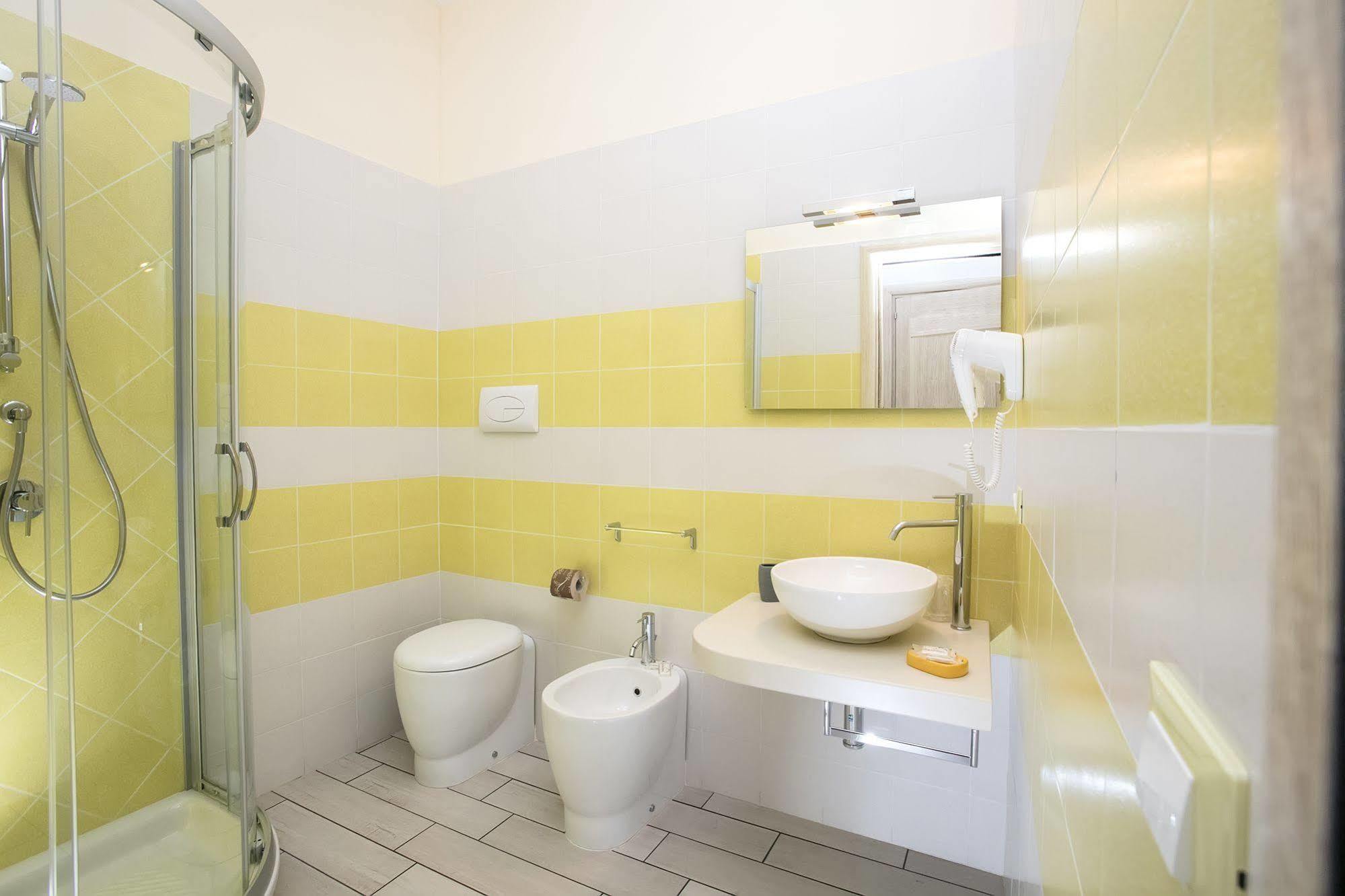 Triskell Camere & Relax Castelluzzo Bagian luar foto